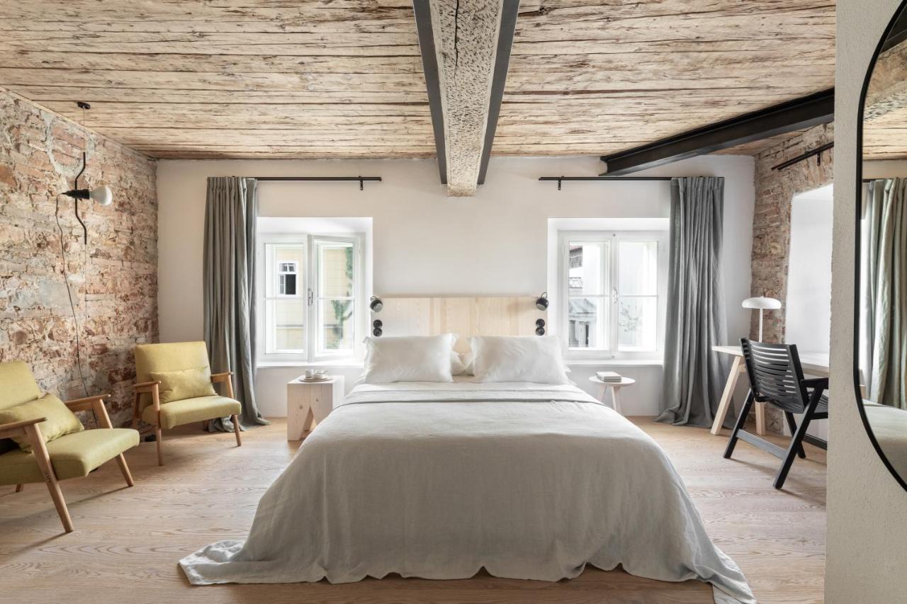 April1550 Boutique Hotel リュブリャナ エクステリア 写真